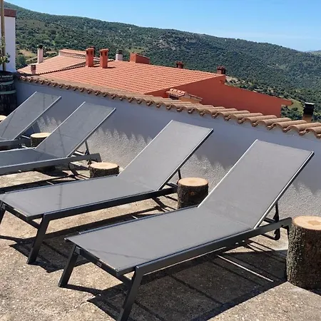 Canduleri Πανσιόν 4*