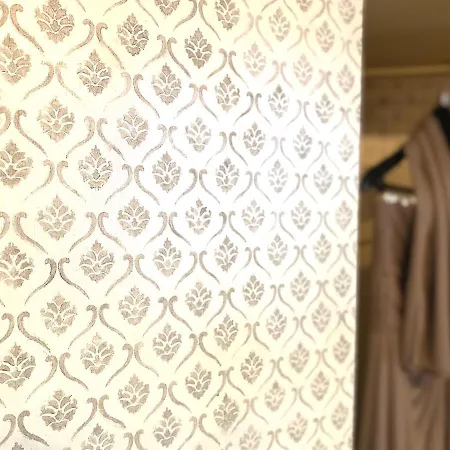 Guest house Canduleri 4*