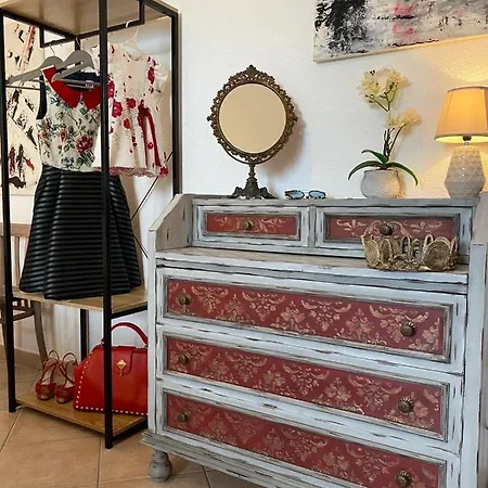 Canduleri Guest house