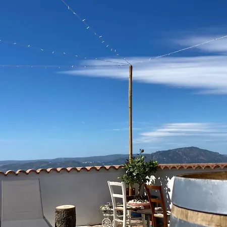 Canduleri Casa de hóspedes 4*