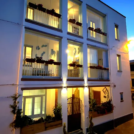 Canduleri Guest house 4*